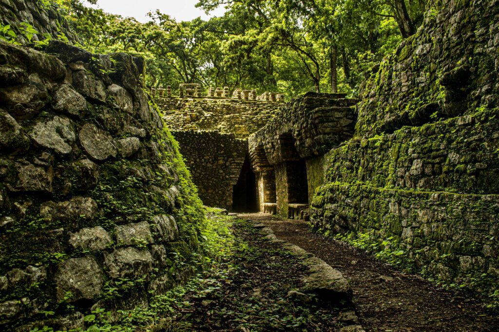 ruins 6780603 1920